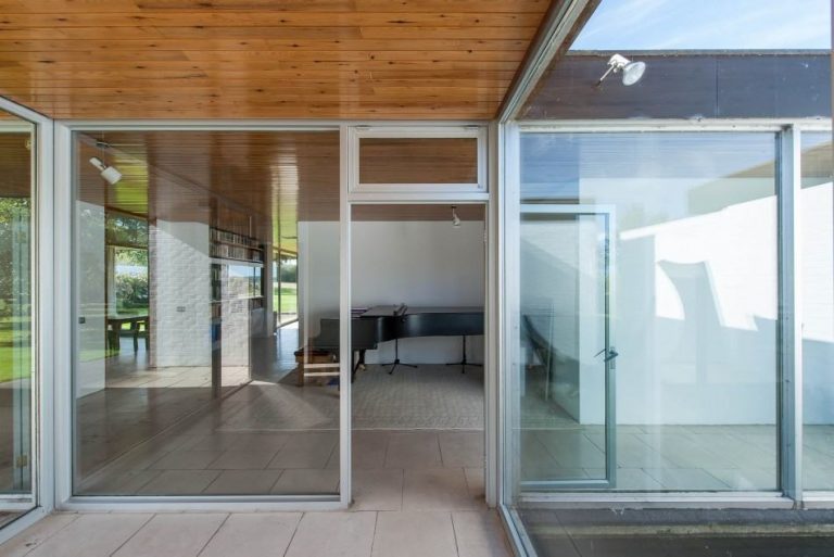 Casa Moderna de amplio territorio | Mundo Fachadas