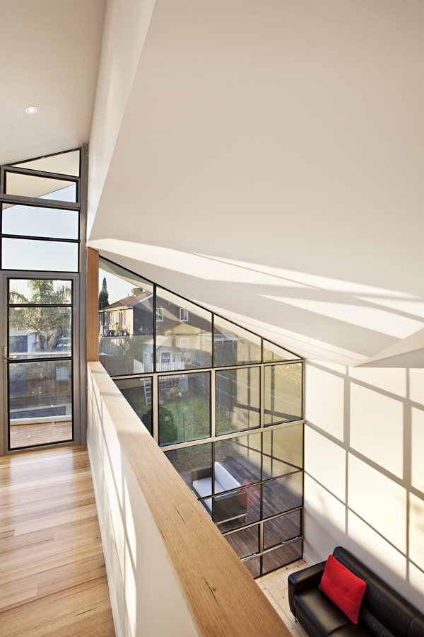 Casa Híbrida mostramos como mediante una renovación se convierte en una moderna vivienda de dos pisos 8