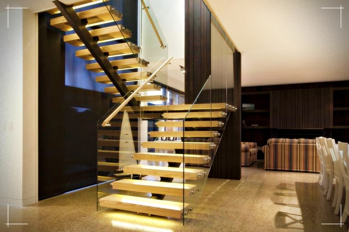 Escaleras modernas para interiores