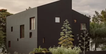 fachadas modernas de casas de dos plantas sencillas